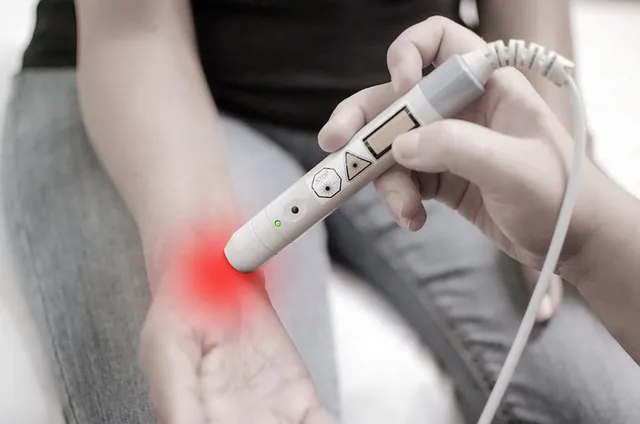 Chronic Inflammation Symptoms: 11 Signs You're