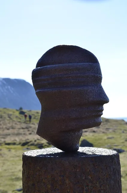 hatet, by marcus raetz, head, image, norway, coast, sculpture, creativity,