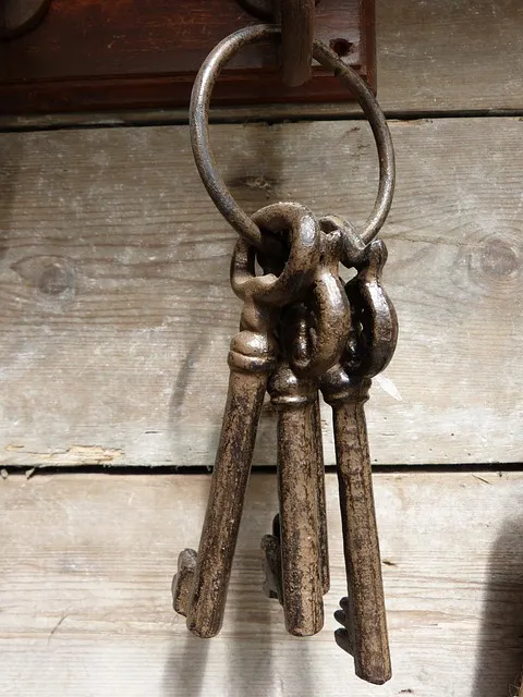 key and keychain — unlocking Deida's most useful and most problematic ideas