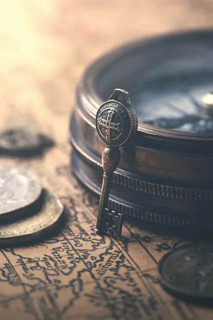 key, map, compass, coins, vintage, retro, closeup, compass, compass,