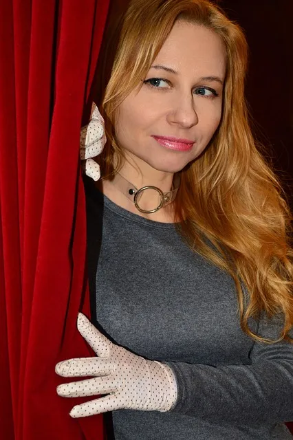 theater, behind the scenes, a curtain, in the theater, actor, play, casting,