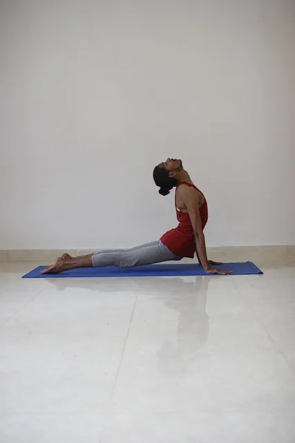 Man practicing focused meditation demonstrating mental discipline