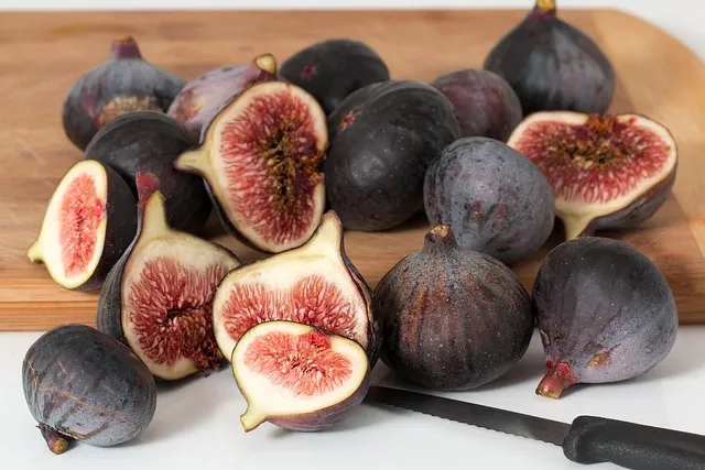 figs, fruits, fresh, ripe, organic, harvest, sliced, produce, halves, cross