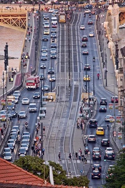 traffic, city, capital, people, bridge, river, when, transport