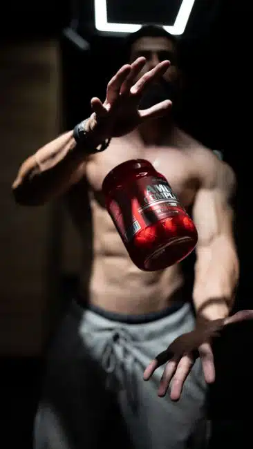 CREATINE VS PROTEIN POWDER: WHAT THE EVIDENCE ACTUALLY SHOWS