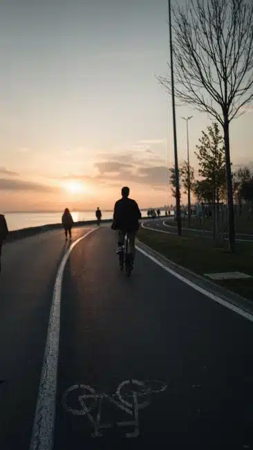 MORNING VS EVENING EXERCISE: BREAKING DOWN THE REAL DIFFERENCES