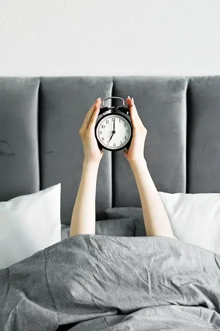 WHAT IS 5AM WAKE-UP?