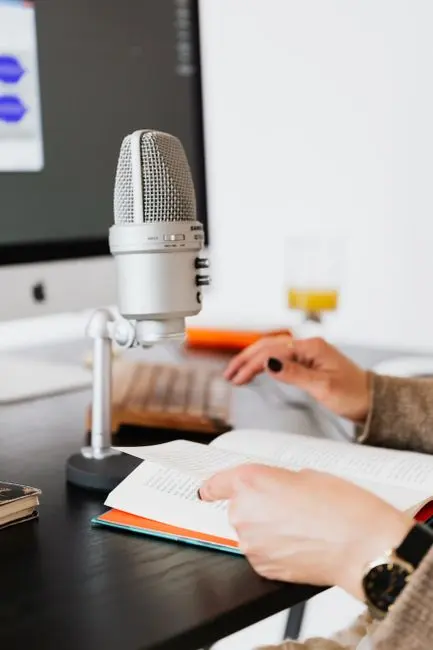 BOOKS AND PODCASTS AS LEARNING TOOLS: THE REAL DIFFERENCES