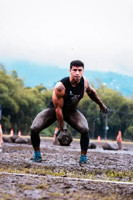 TRAINING ALONE VS TRAINING WITH OTHERS: THE REAL TRADE-OFFS